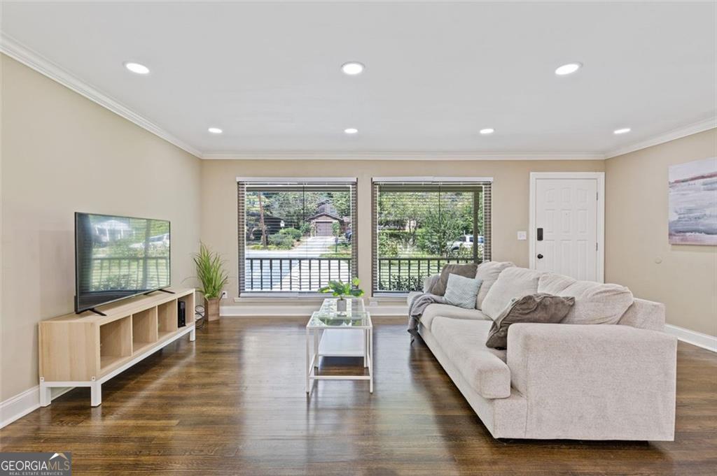 1498 Sanden Ferry Drive