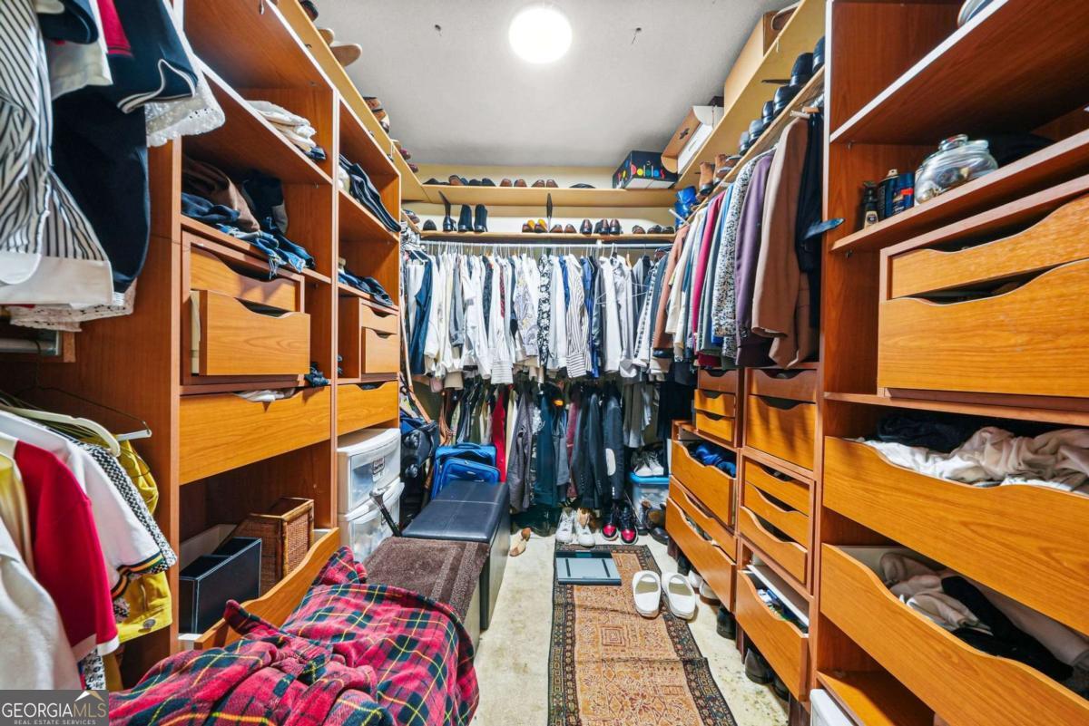 226 Long Island Drive