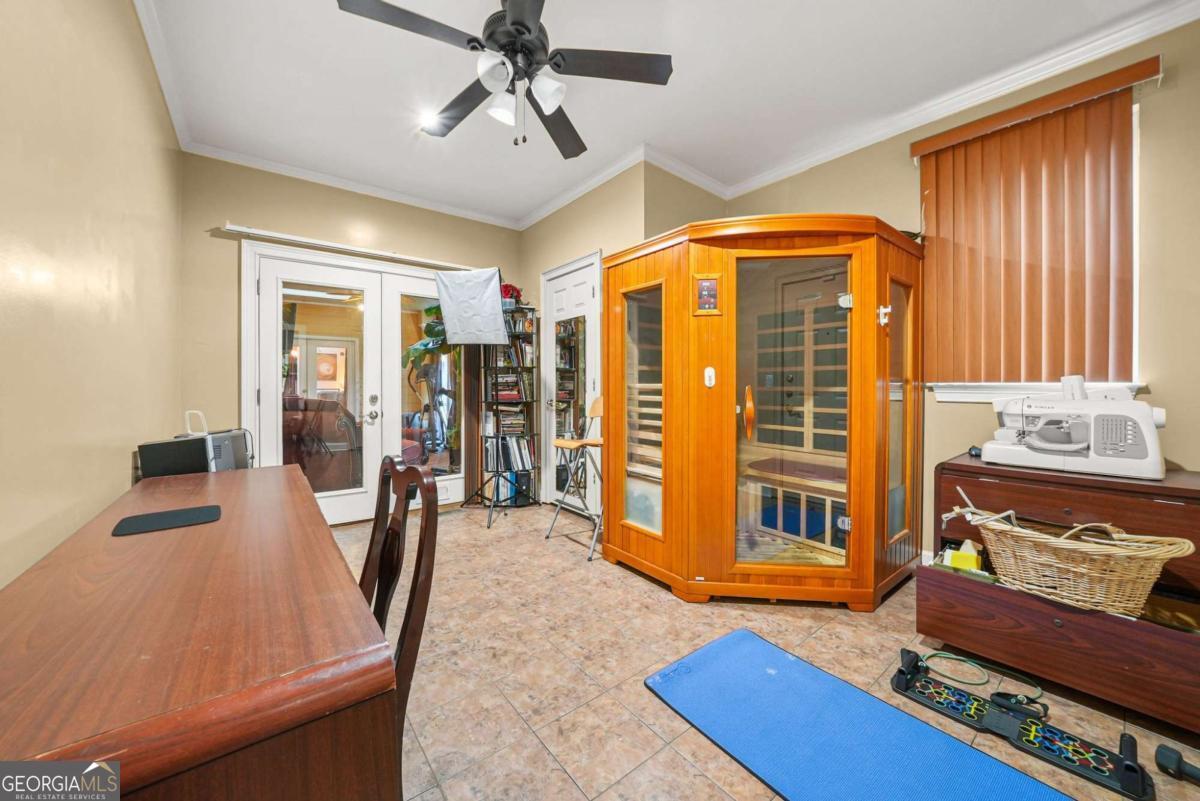 226 Long Island Drive