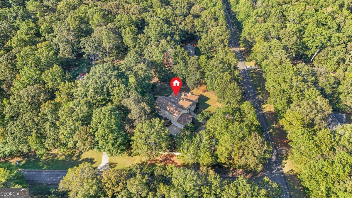 226 Long Island Drive