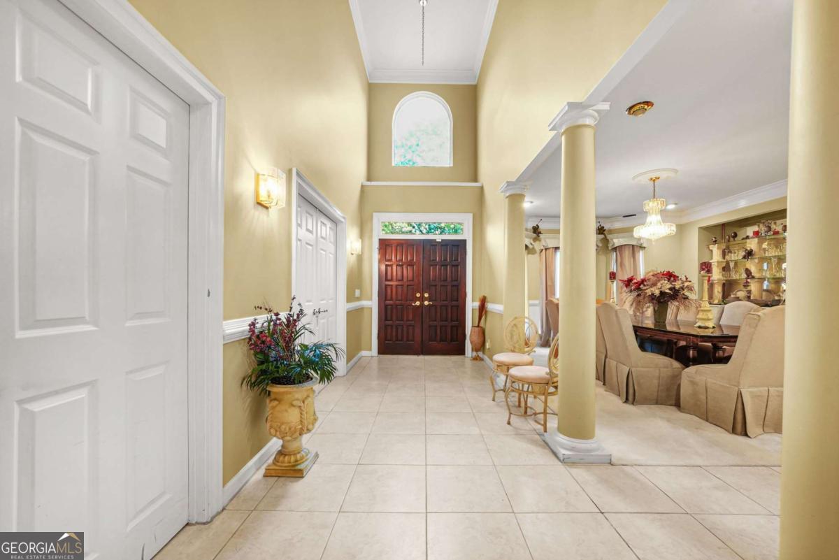 226 Long Island Drive