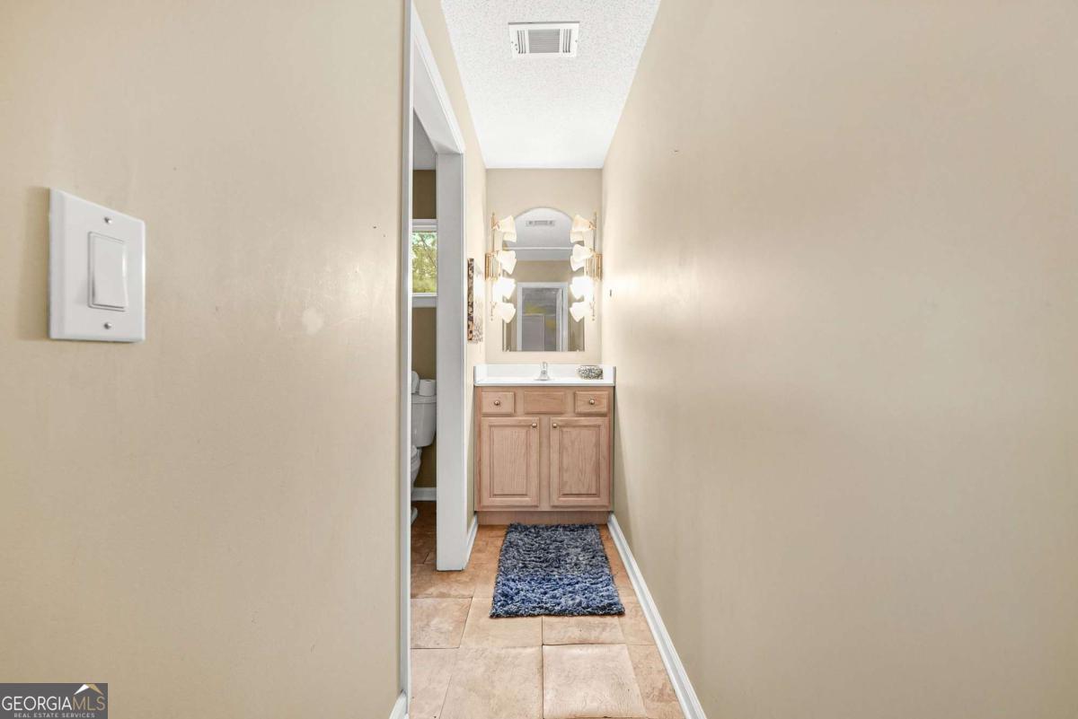 226 Long Island Drive