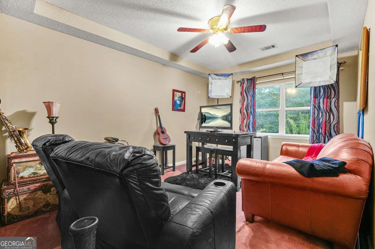 226 Long Island Drive