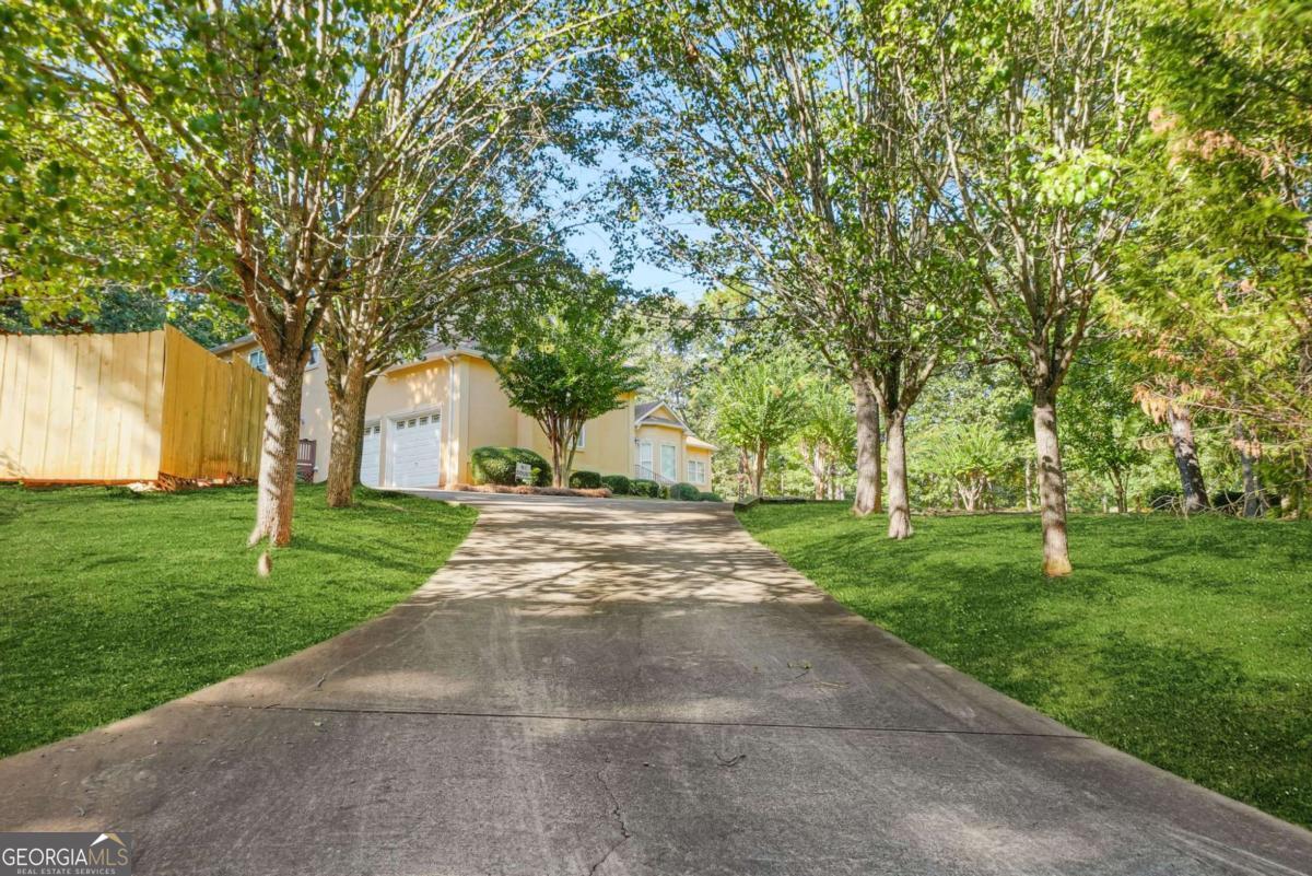 226 Long Island Drive