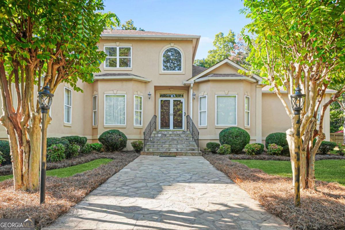 226 Long Island Drive