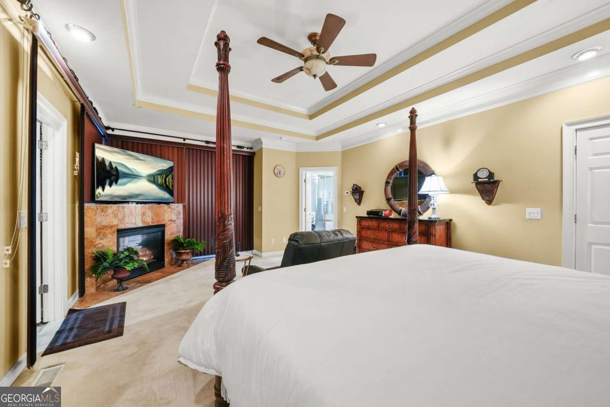 226 Long Island Drive