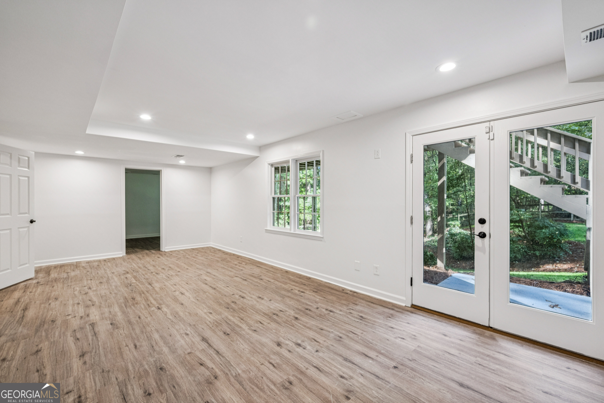 4676 Jefferson Township Lane