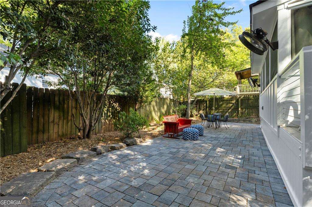 826 Kirkwood Avenue SE