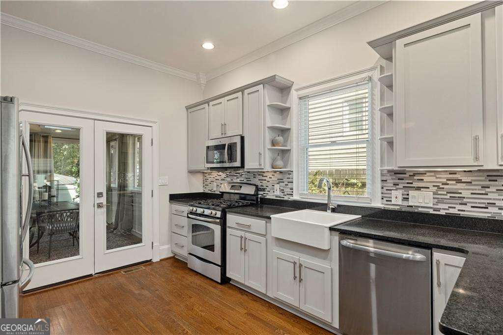 826 Kirkwood Avenue SE