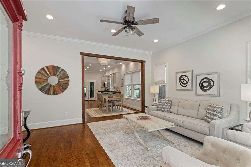 826 Kirkwood Avenue SE