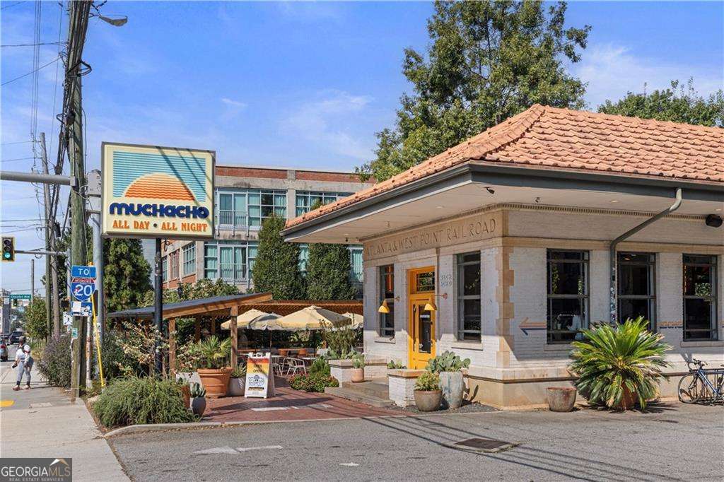 826 Kirkwood Avenue SE