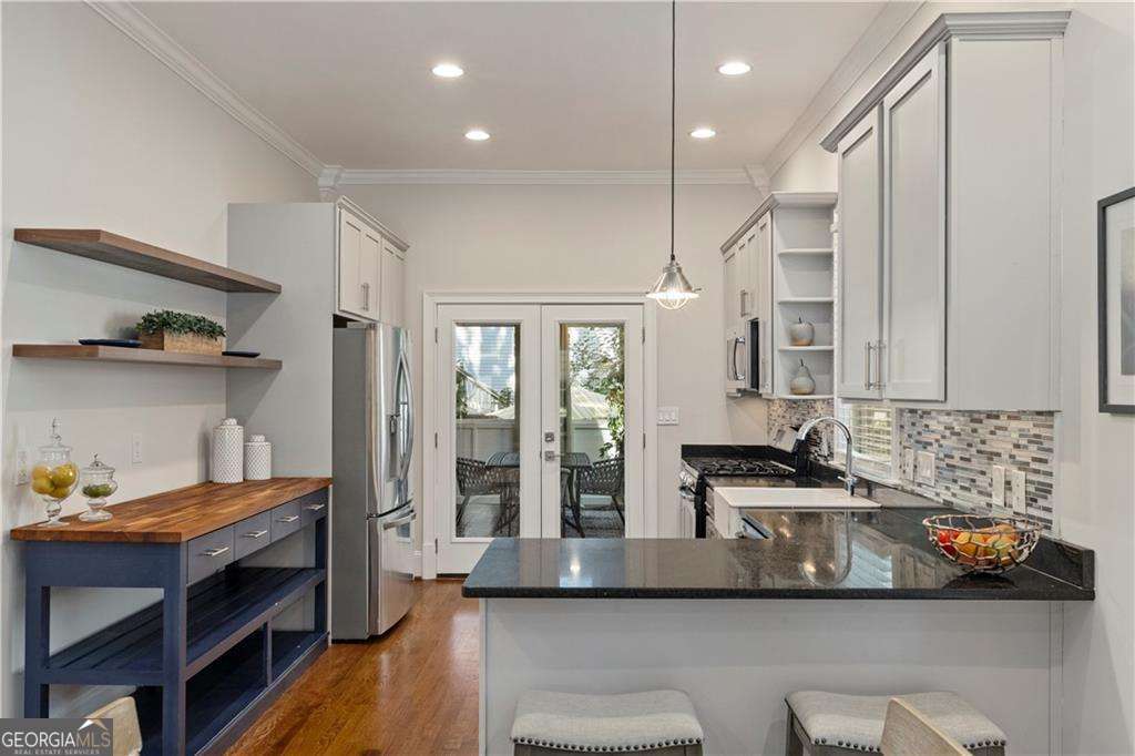 826 Kirkwood Avenue SE