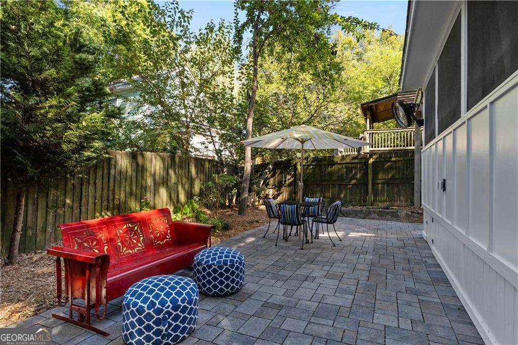 826 Kirkwood Avenue SE