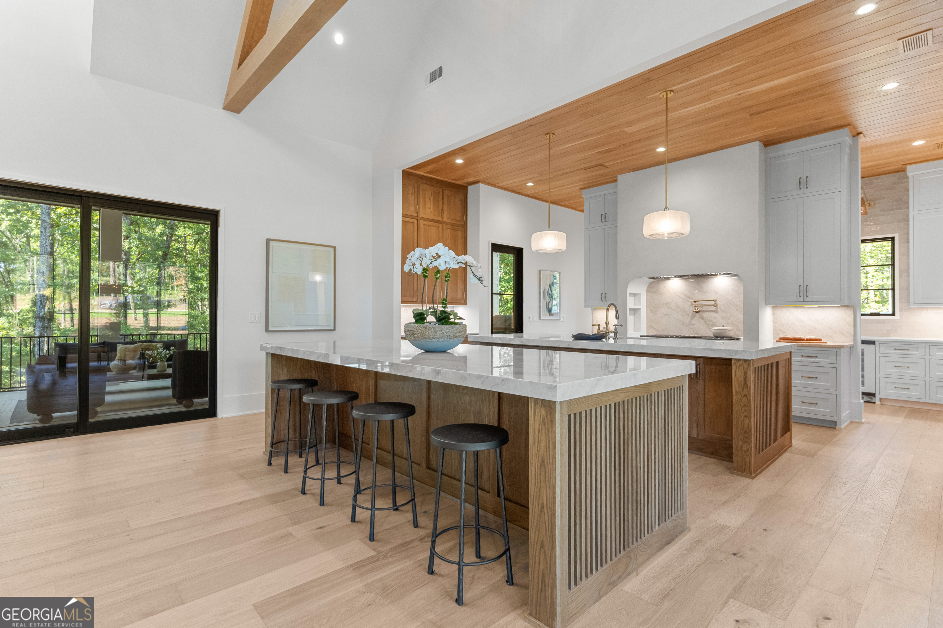 1091 High Bluff Lane