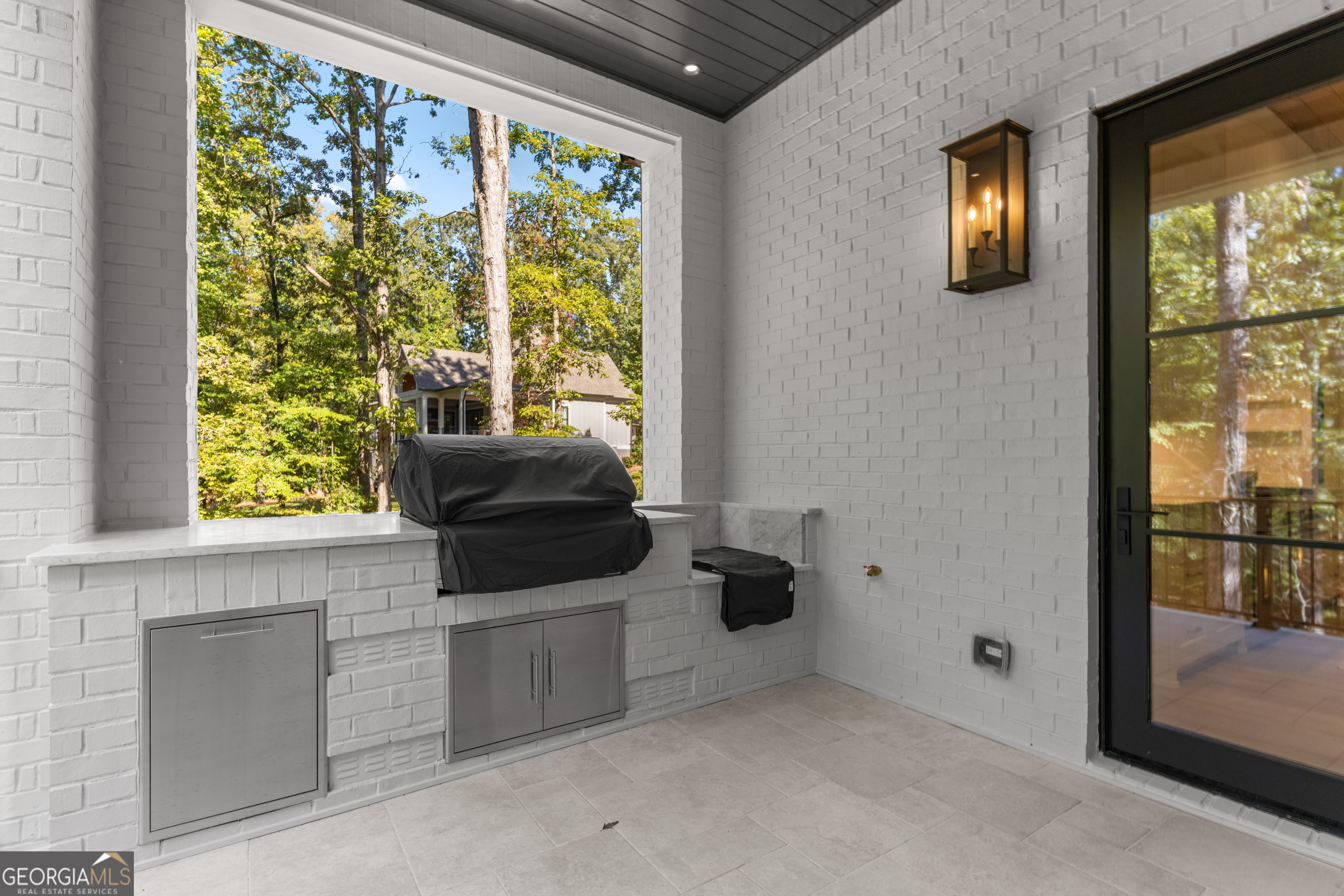 1091 High Bluff Lane