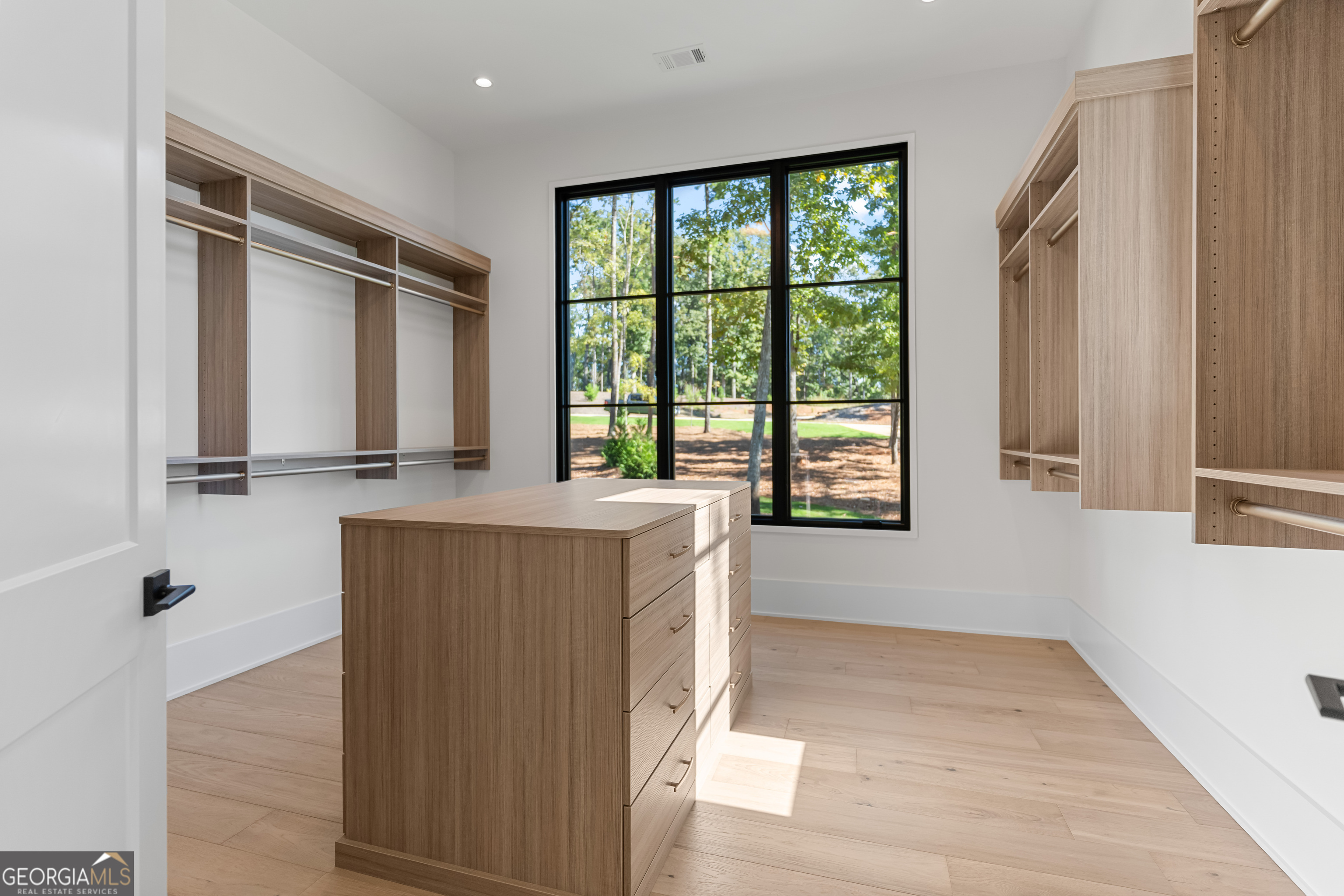 1091 High Bluff Lane