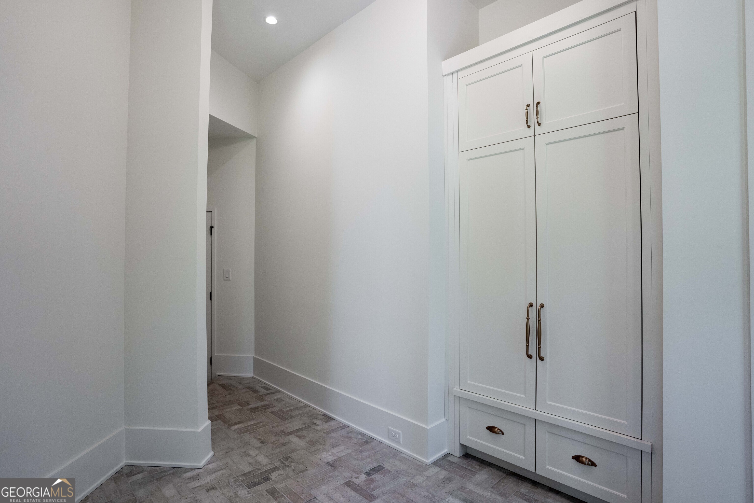 1091 High Bluff Lane