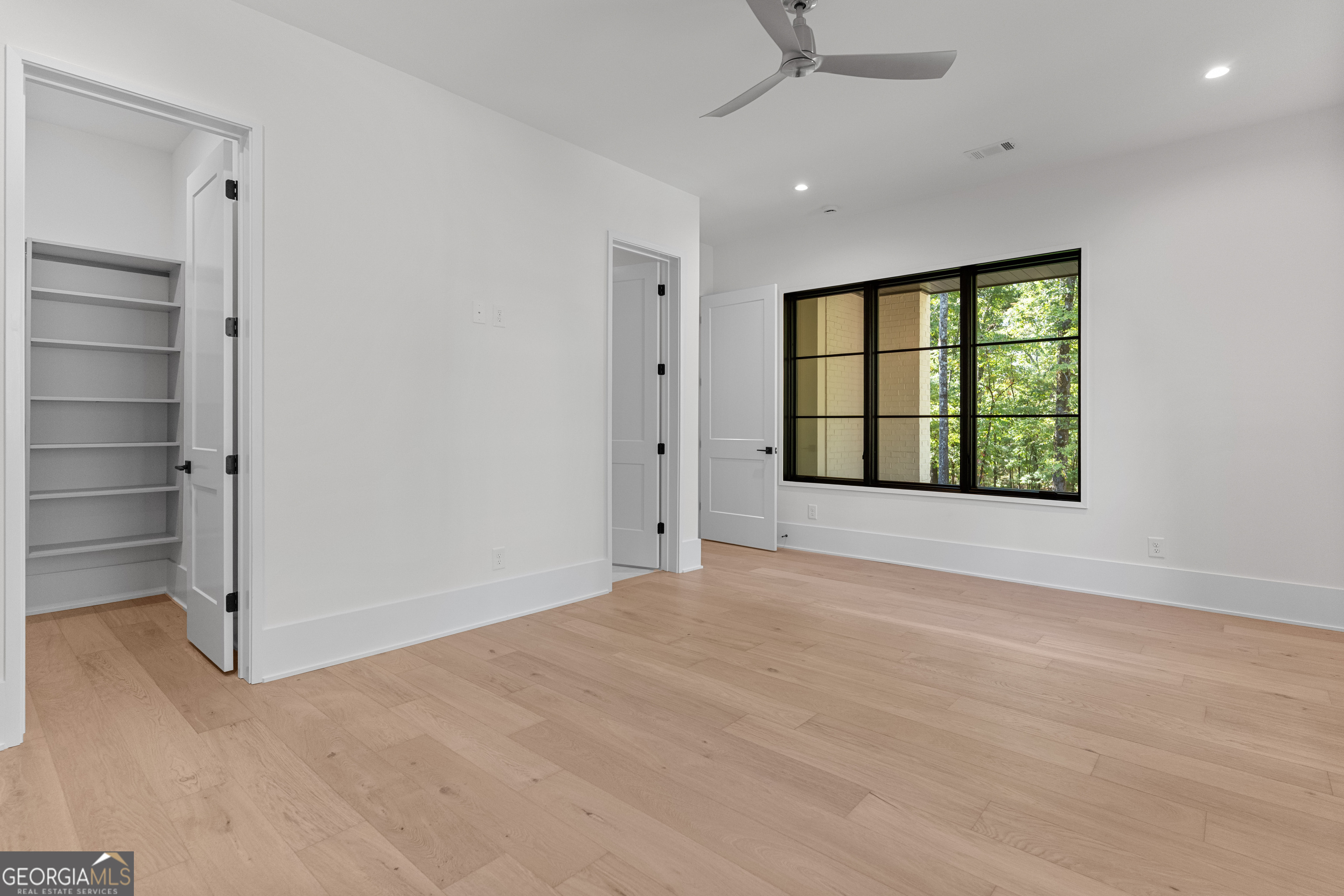 1091 High Bluff Lane