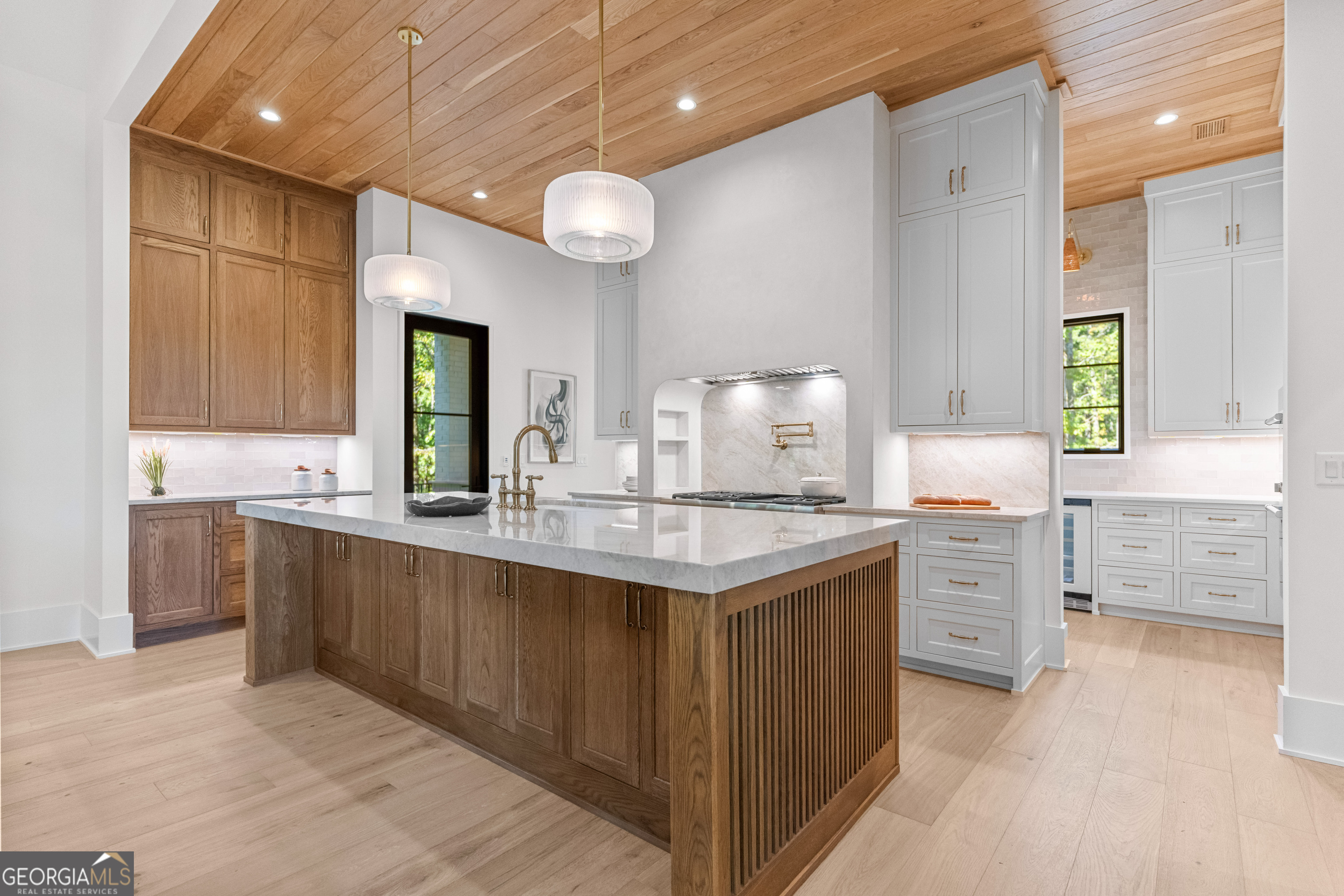 1091 High Bluff Lane