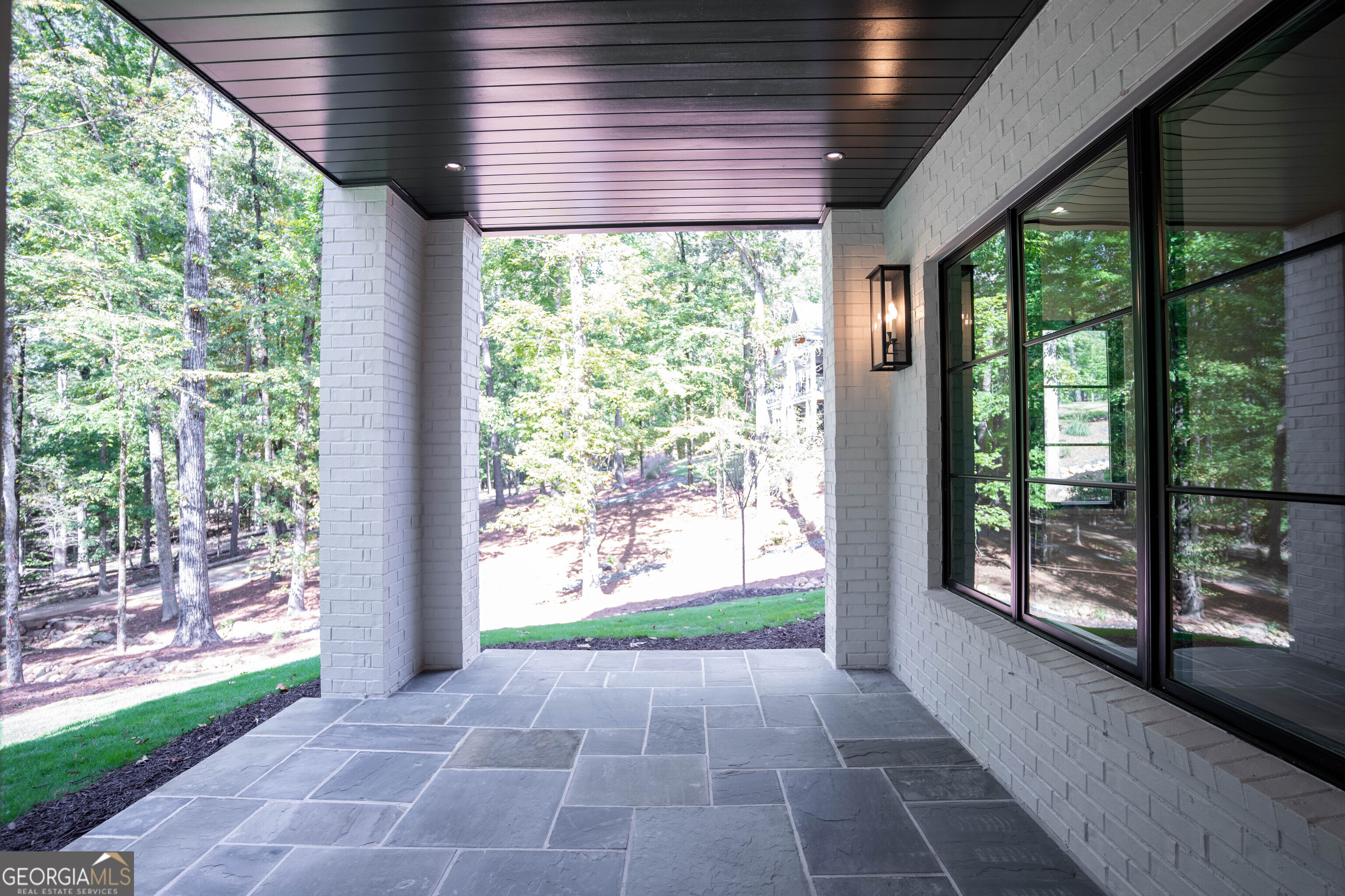 1091 High Bluff Lane