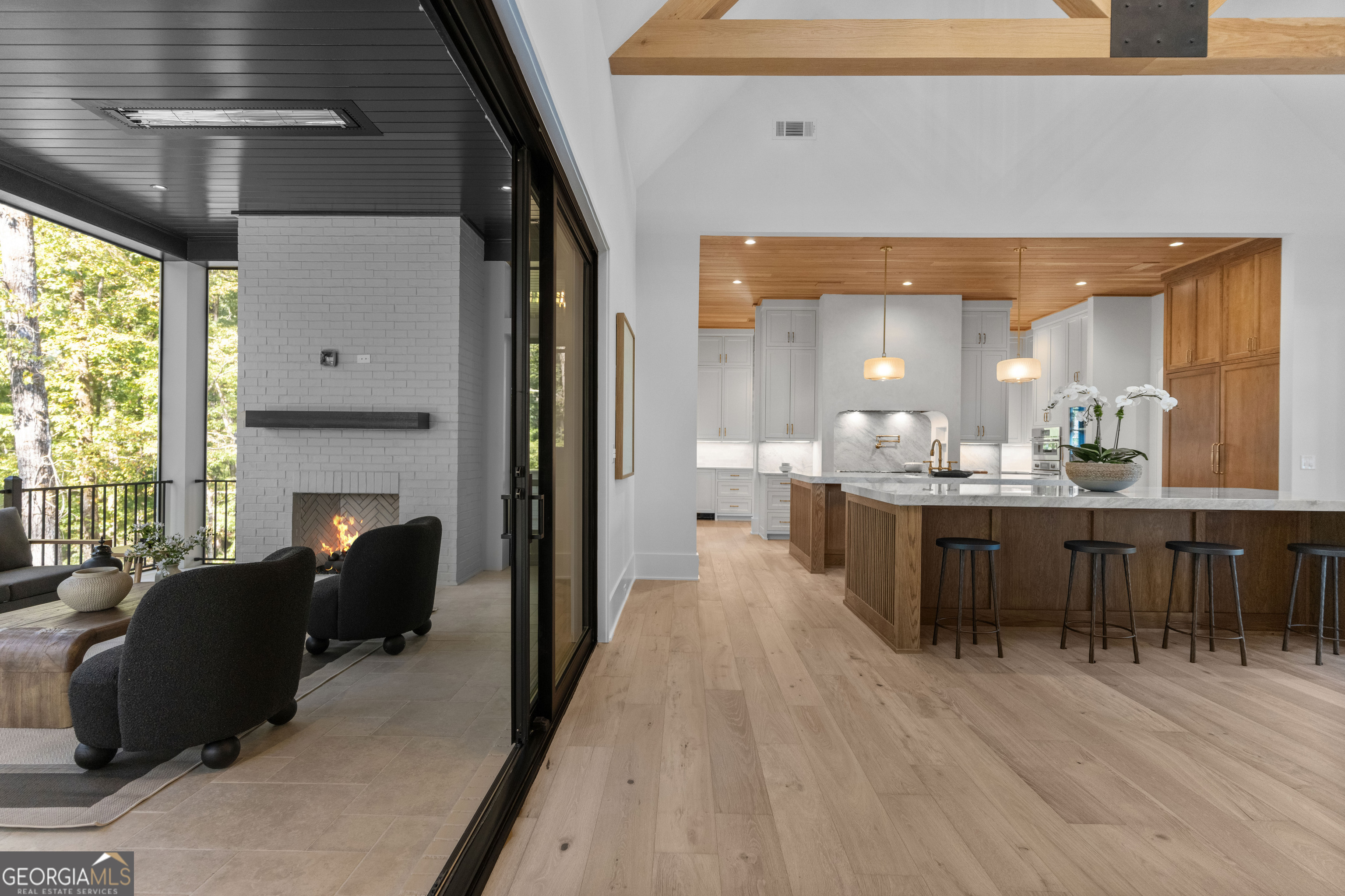 1091 High Bluff Lane