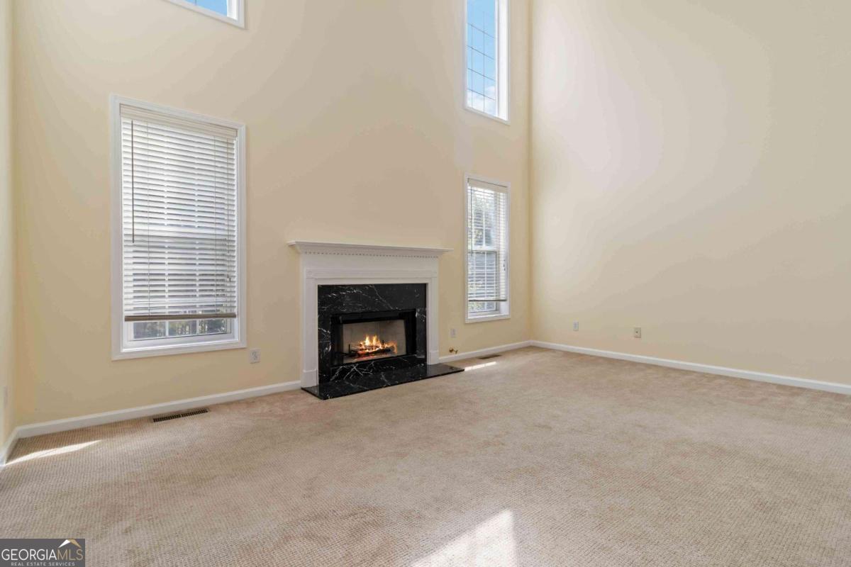 6281 Vinings Vintage Drive