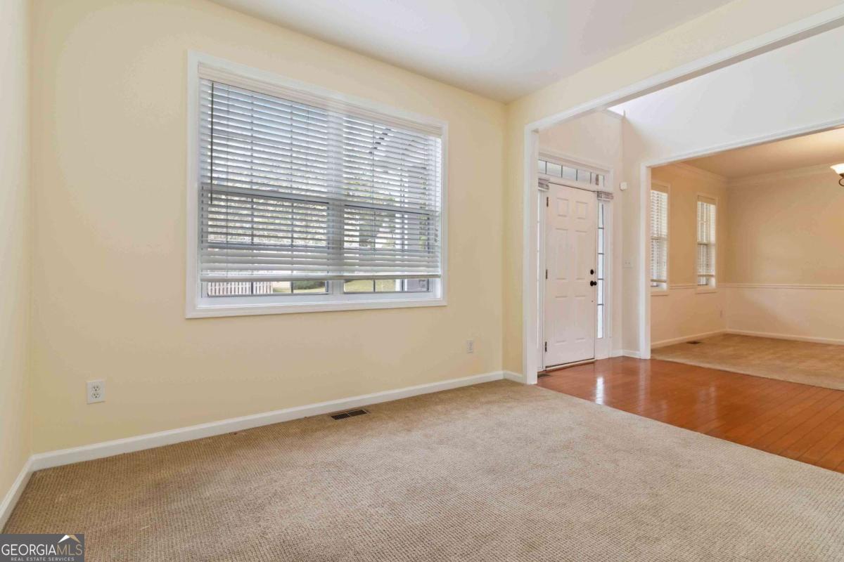 6281 Vinings Vintage Drive