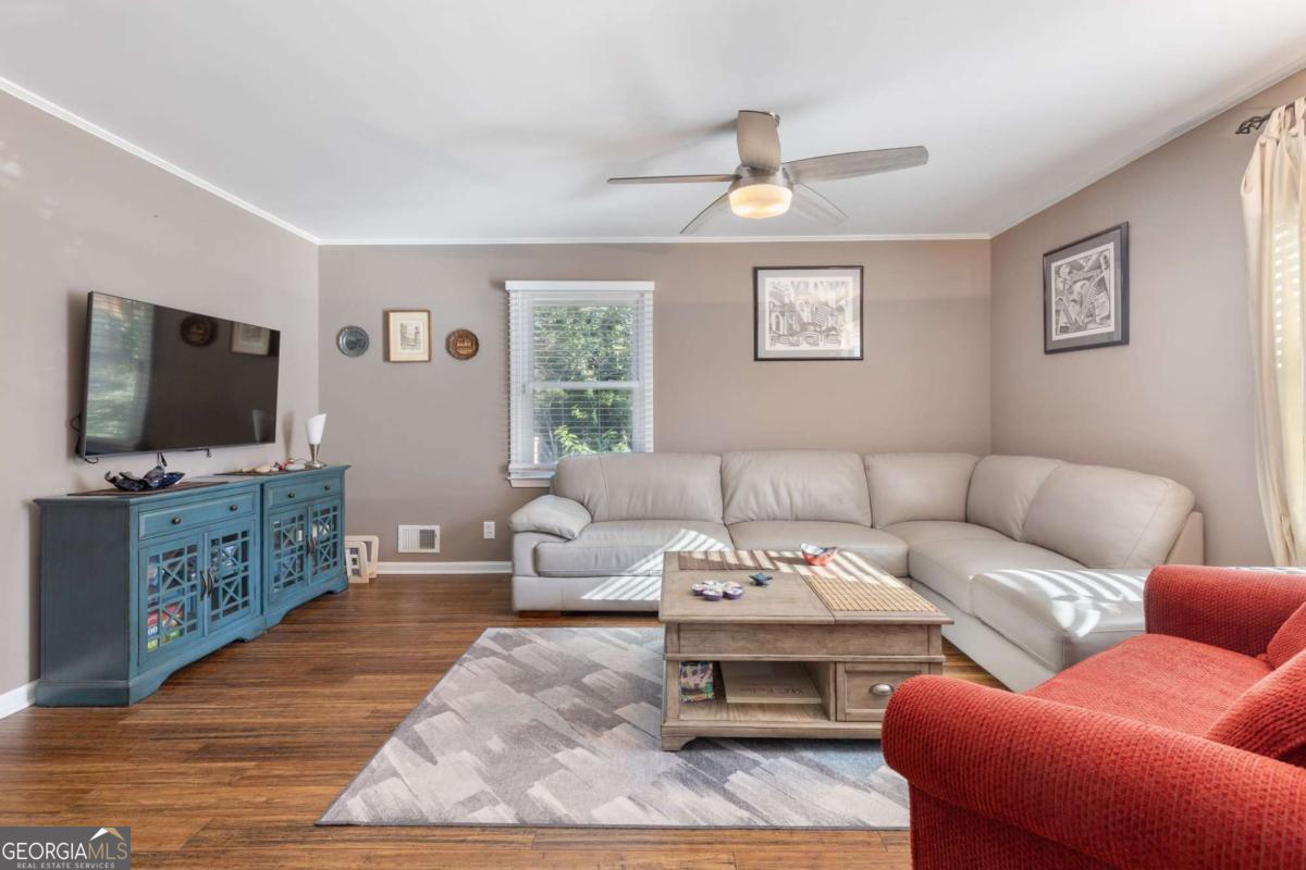 3265 Beechwood Drive SE