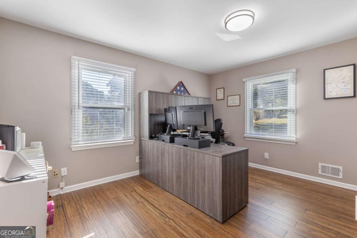 3265 Beechwood Drive SE