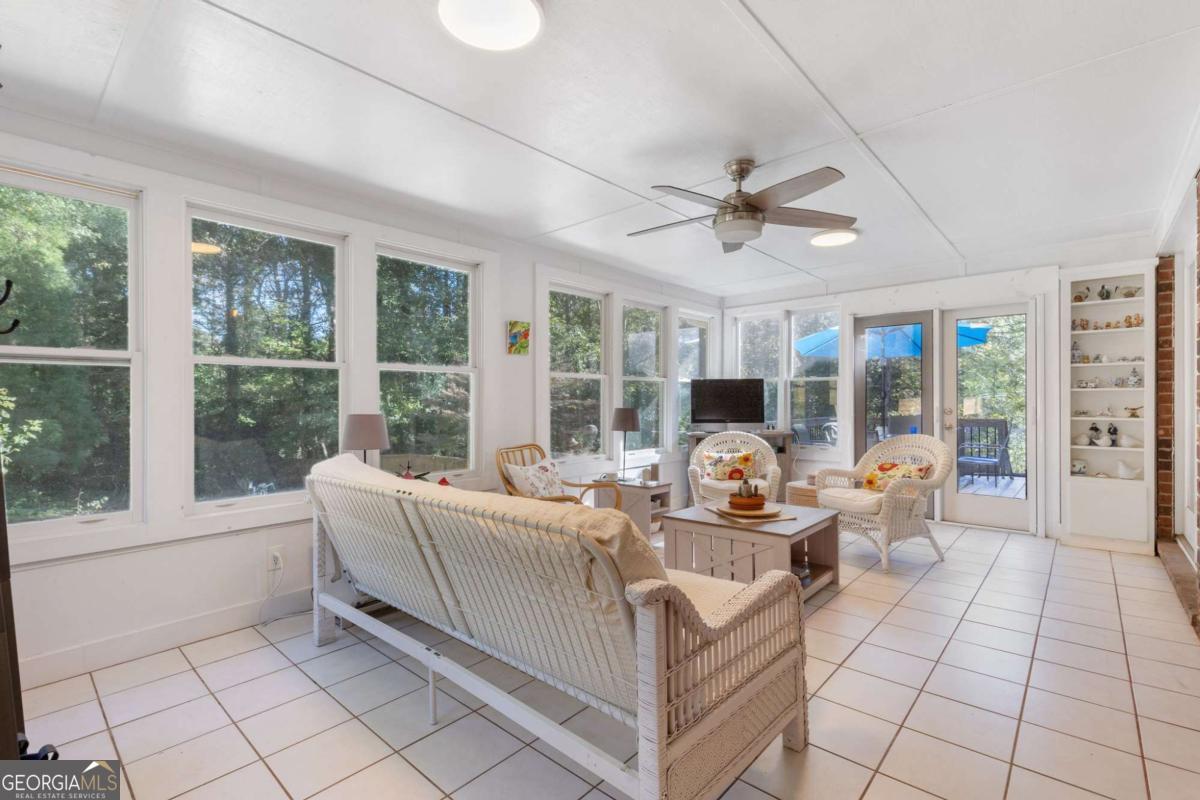 3265 Beechwood Drive SE