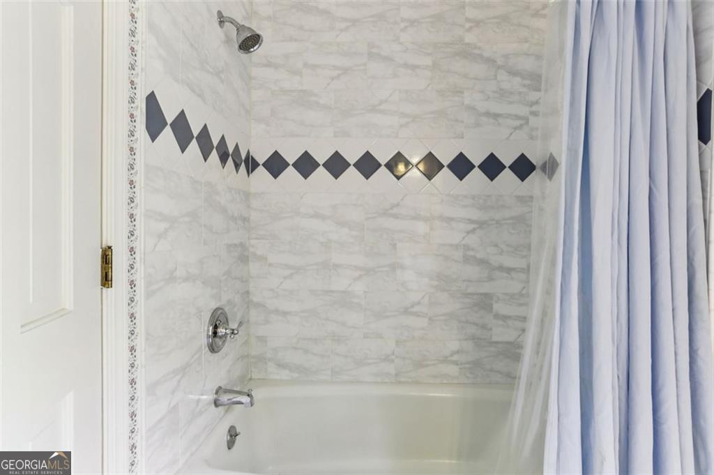 5189 Hidden Branches Circle