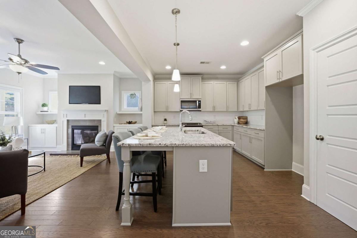 1799 Willow Way NW, Atlanta