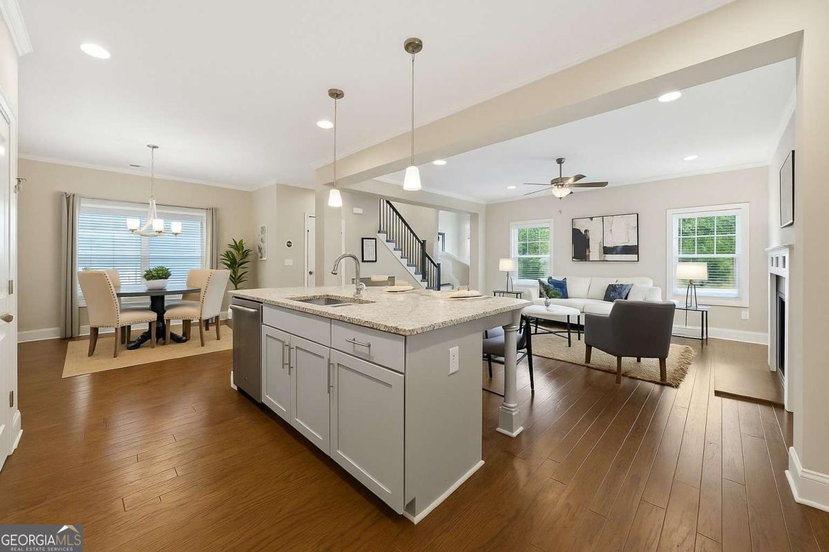 1799 Willow Way NW, Atlanta