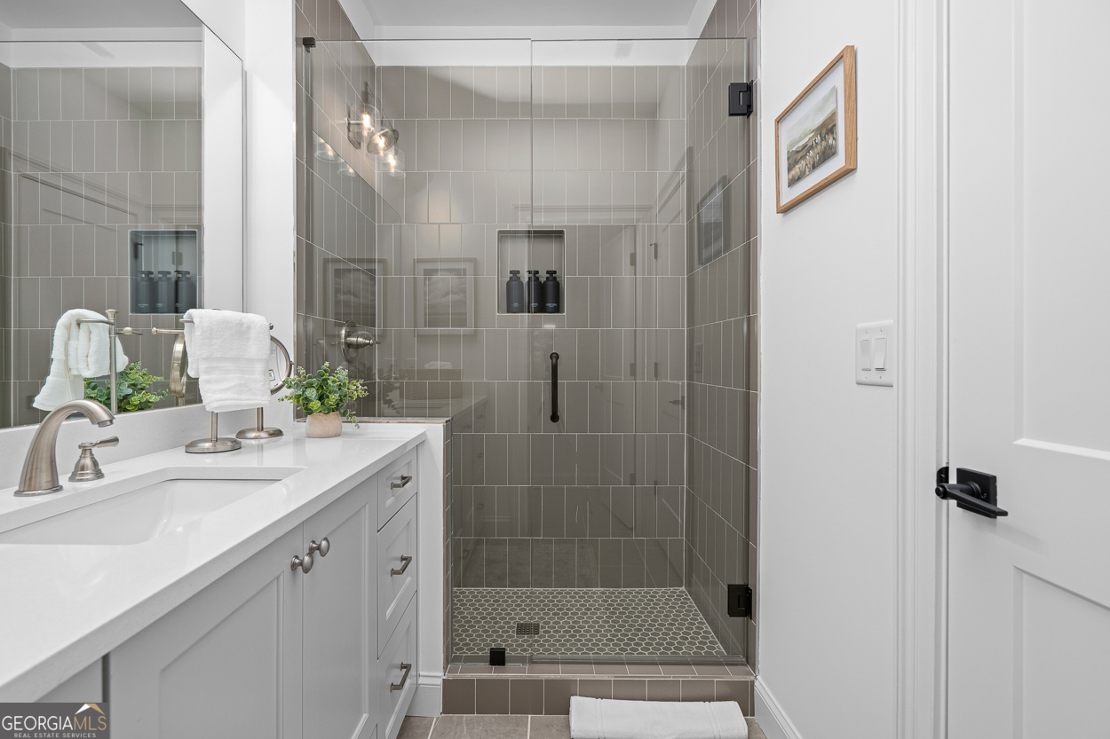 6051 Stallion Ridge, Douglasville