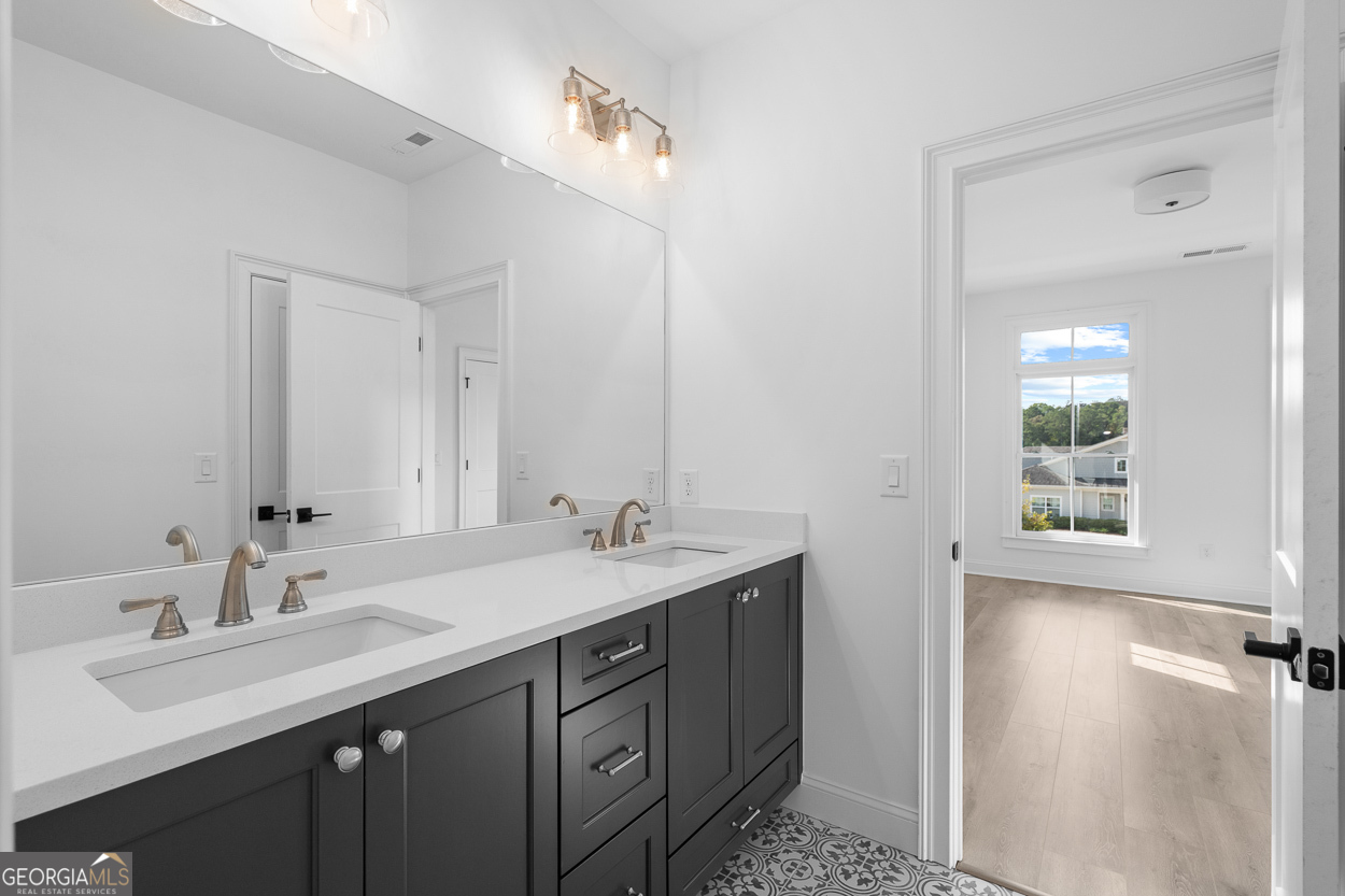 6000 Stallion Ridge, Douglasville