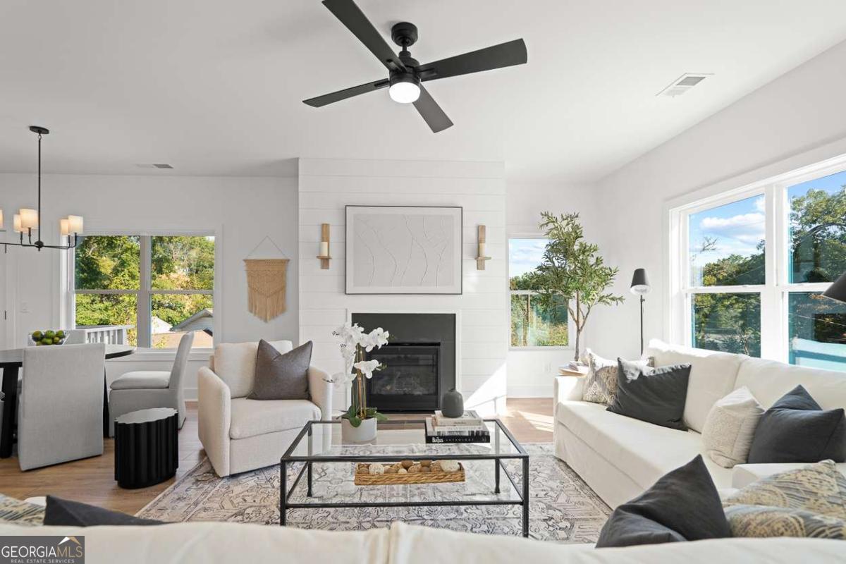 371 Kings Landing, Hapeville