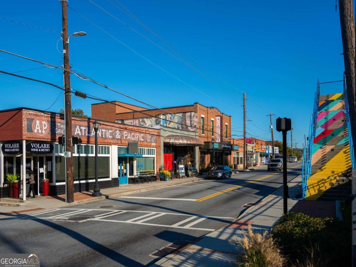 371 Kings Landing, Hapeville