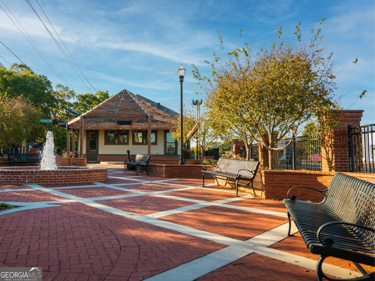 371 Kings Landing, Hapeville