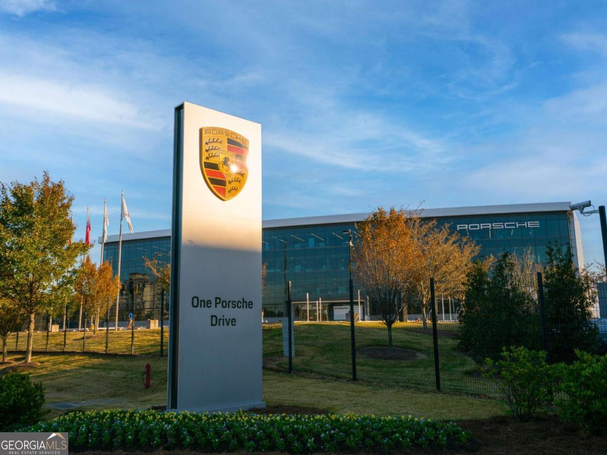 371 Kings Landing, Hapeville