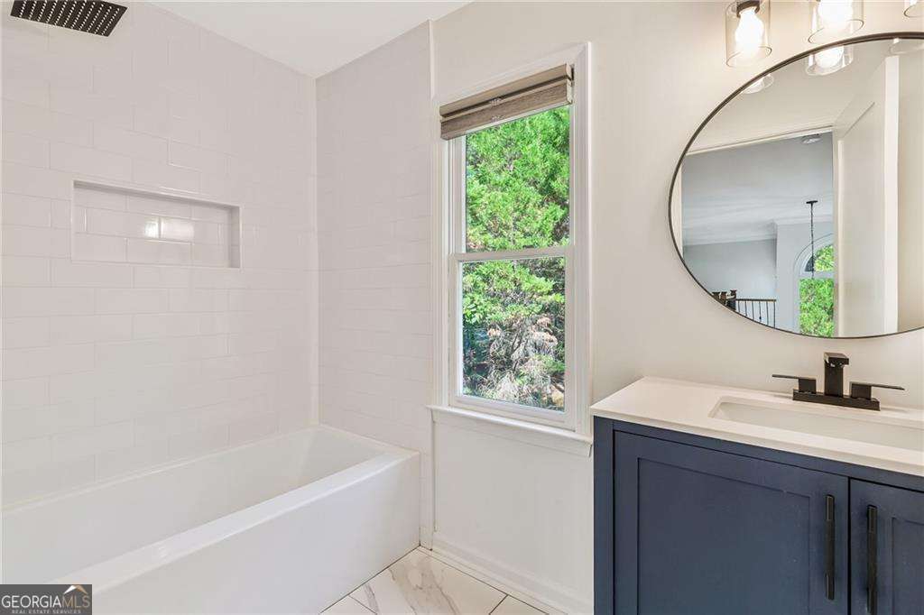 7465 Stoneykirk Close, Atlanta