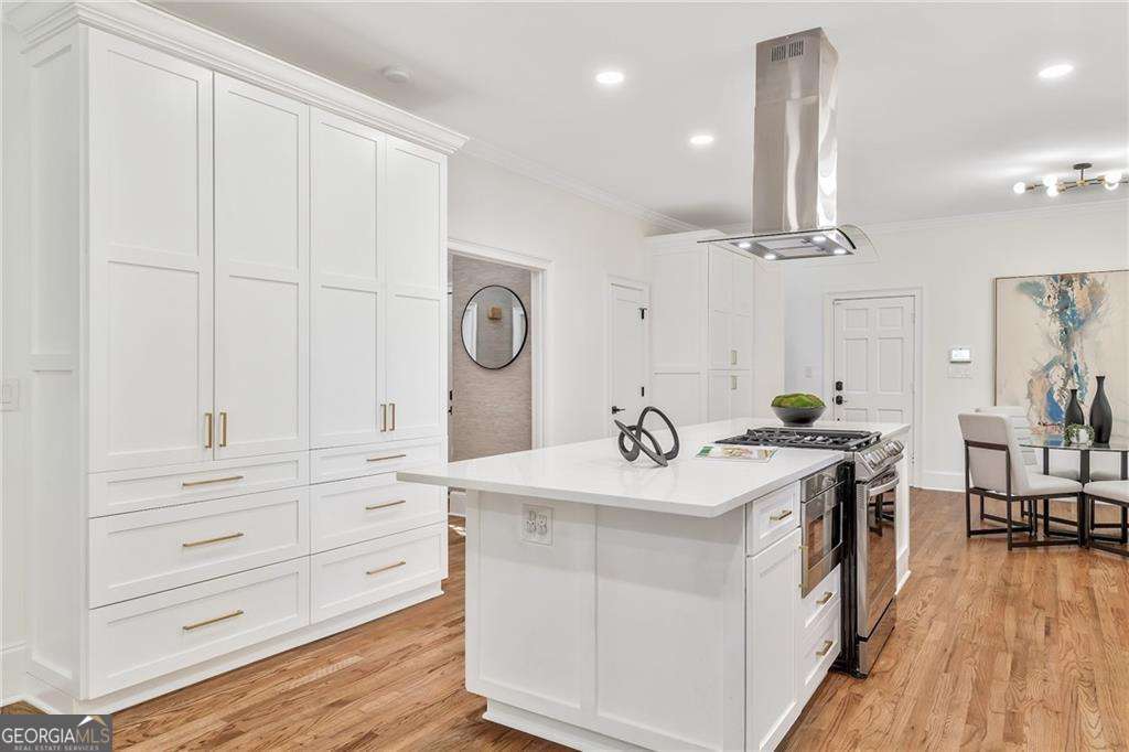 7465 Stoneykirk Close, Atlanta