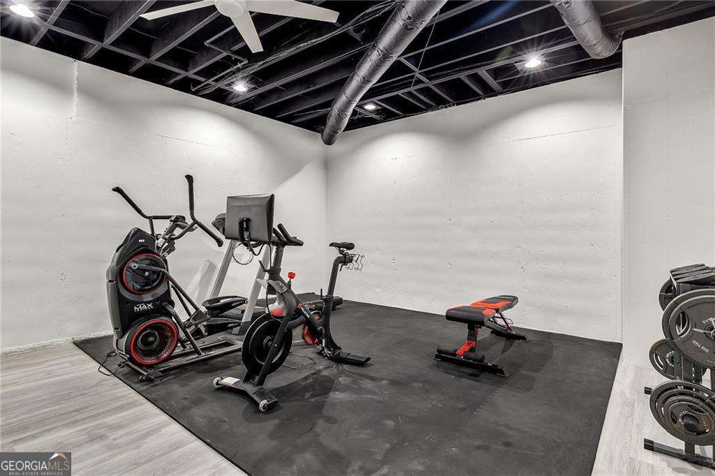 7465 Stoneykirk Close, Atlanta