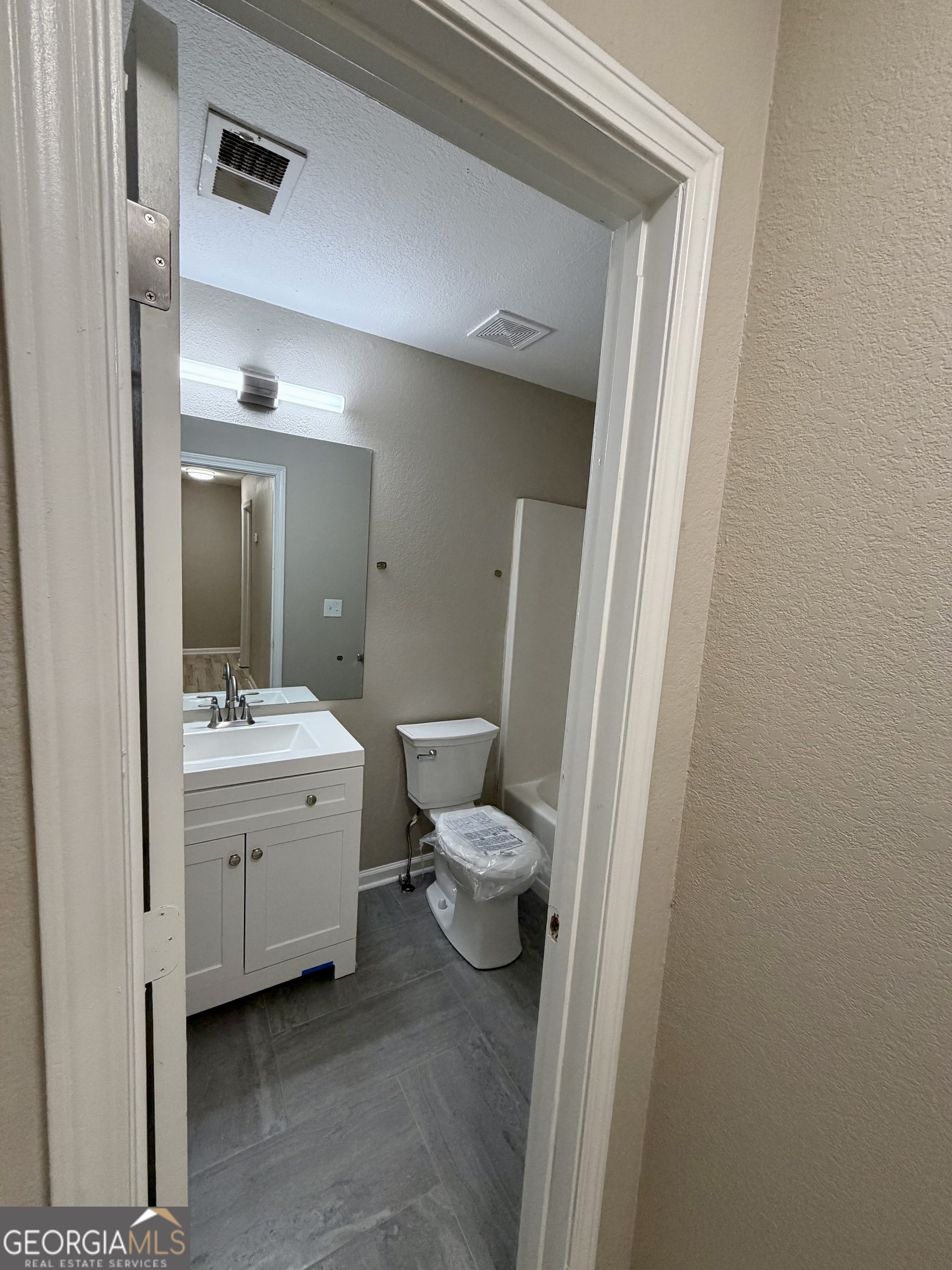 2863 WINDSOR FORREST, Atlanta