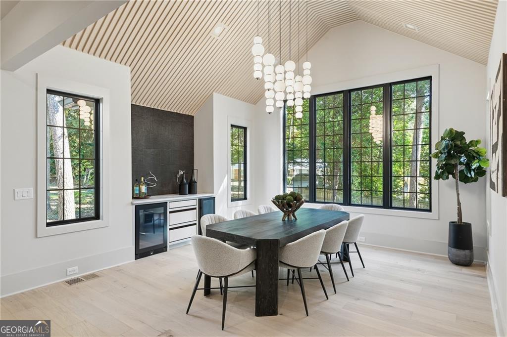 5845 Greenbrier Road, Atlanta