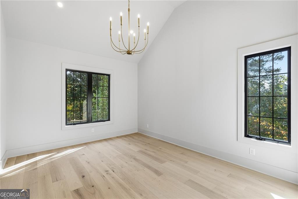 5845 Greenbrier Road, Atlanta