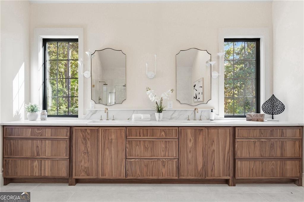 5845 Greenbrier Road, Atlanta