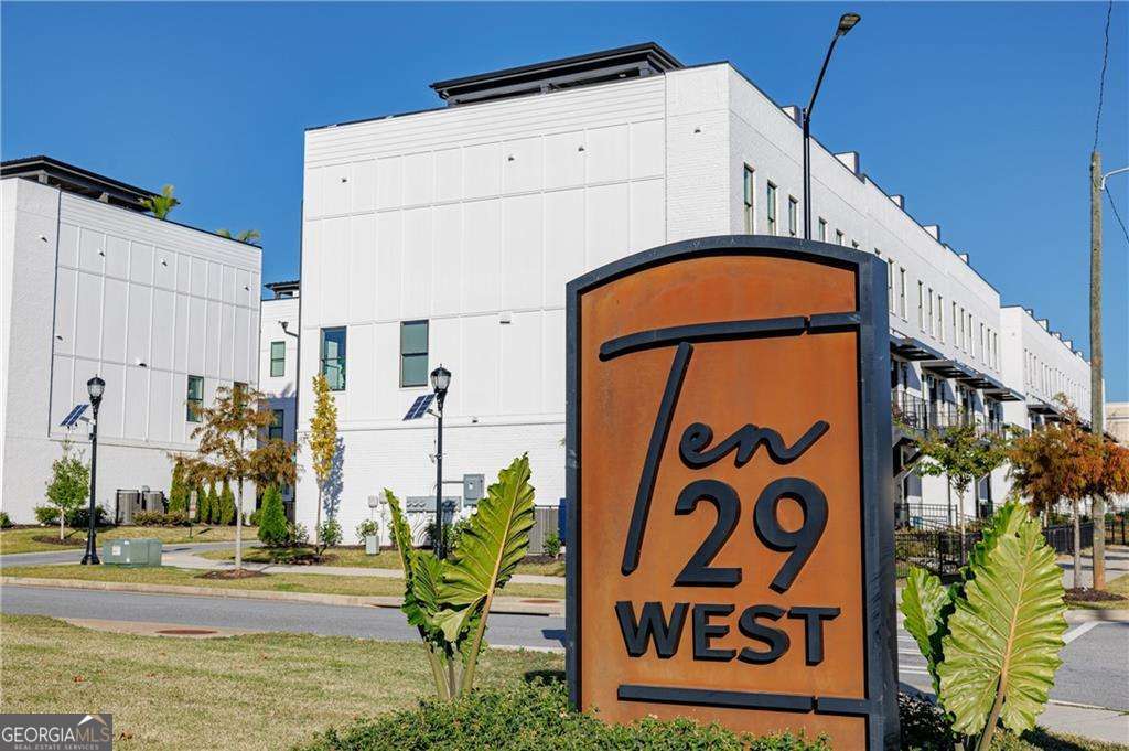 1032 Robert Smalls Way, Atlanta