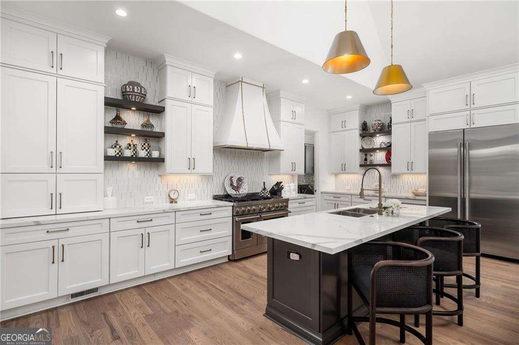 130 Nezhat Place, Atlanta