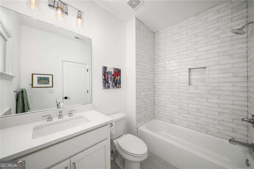 130 Nezhat Place, Atlanta