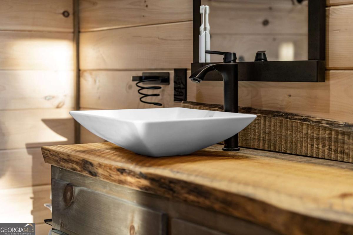 361 June Bug Lane, Blue Ridge